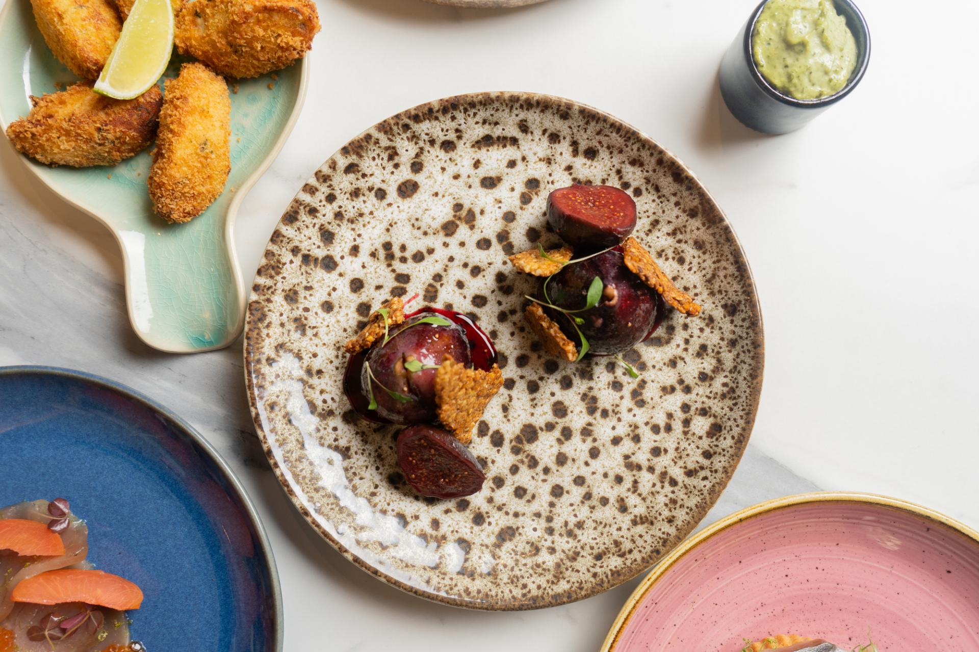 Maison Mère Photo Gallery Hotel, Bar, Restaurant